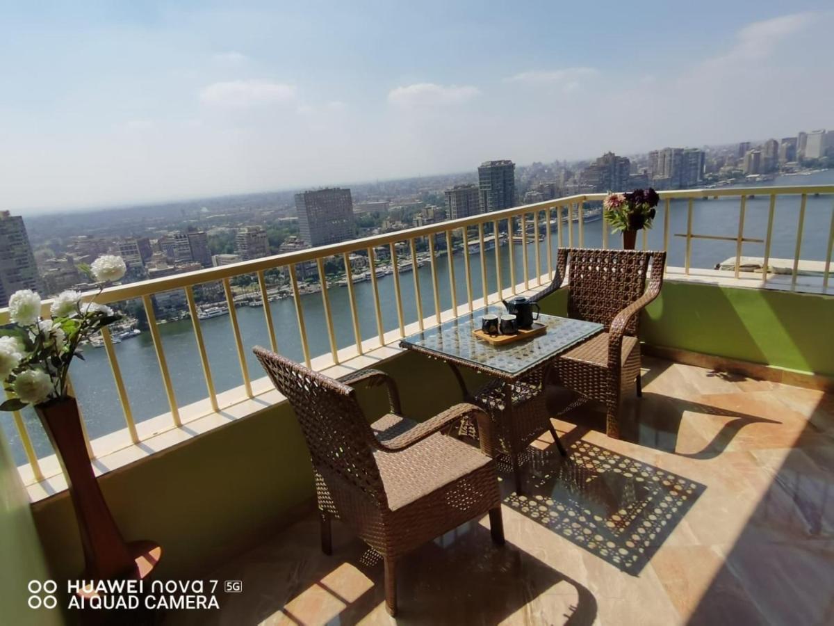 Pyramids Nile Tower Hotel Kairo Bagian luar foto
