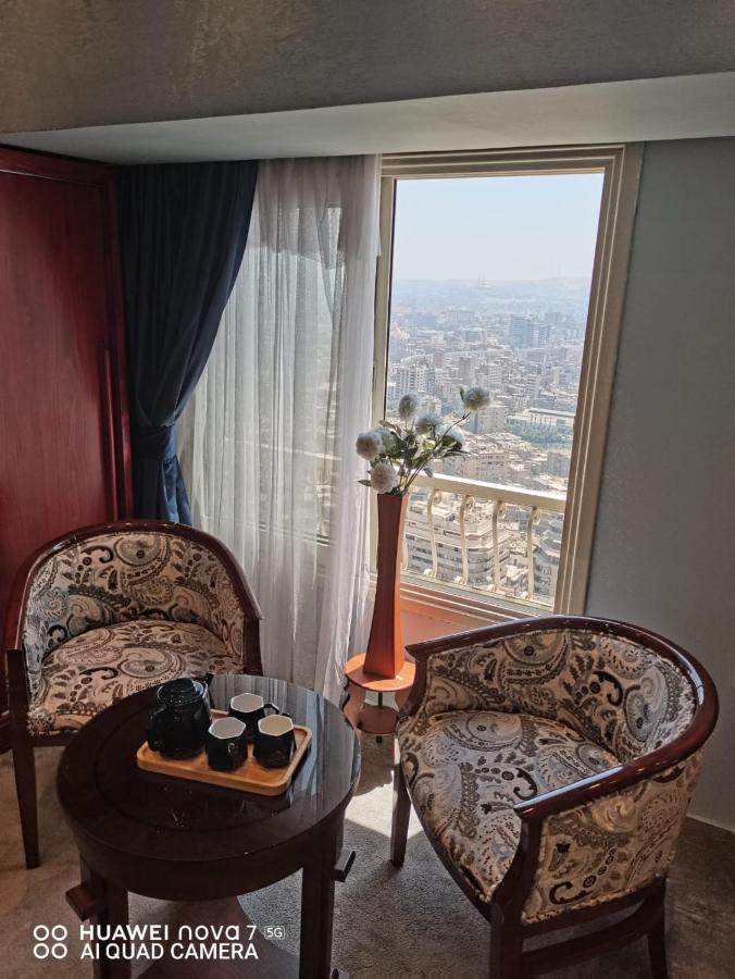 Pyramids Nile Tower Hotel Kairo Bagian luar foto